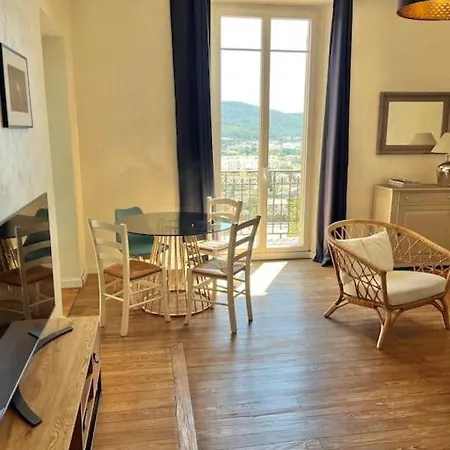 Vannie, Logement Cosy, Centre Ville, Avec Wifi * 耶尔