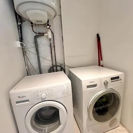 公寓 Vannie, Logement Cosy, Centre Ville, Avec Wifi 耶尔
