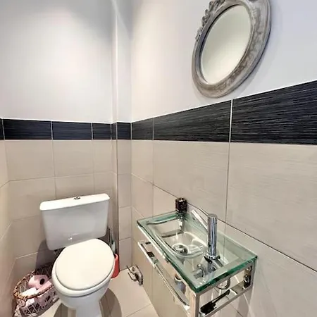 Vannie, Logement Cosy, Centre Ville, Avec Wifi 耶尔